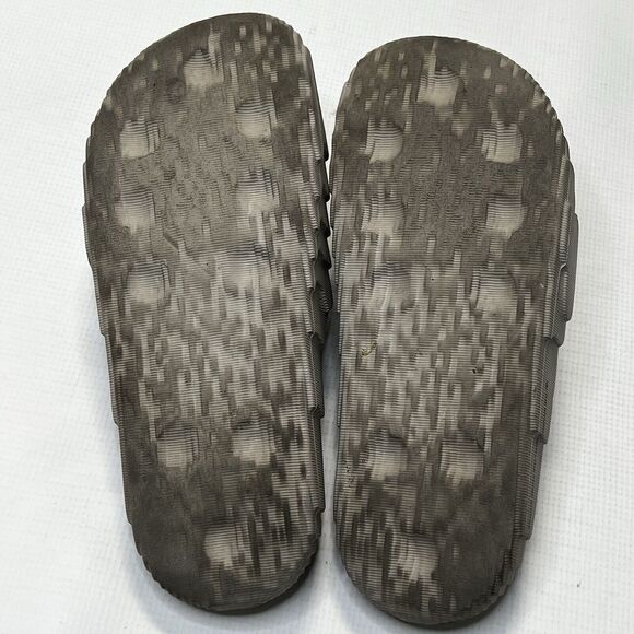 Disney Parks Star Wars Mandalorian Crocs Adult Womens 10 Mens Size 8 Camo Clogs - Picture 12 of 12